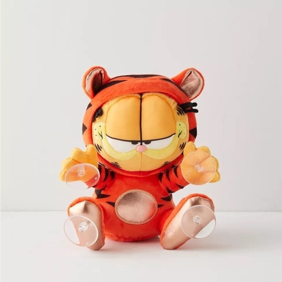 Kidrobot Garfield Year of the Tiger 8" Plush Window Clinger, NWT - Picture 6 of 13